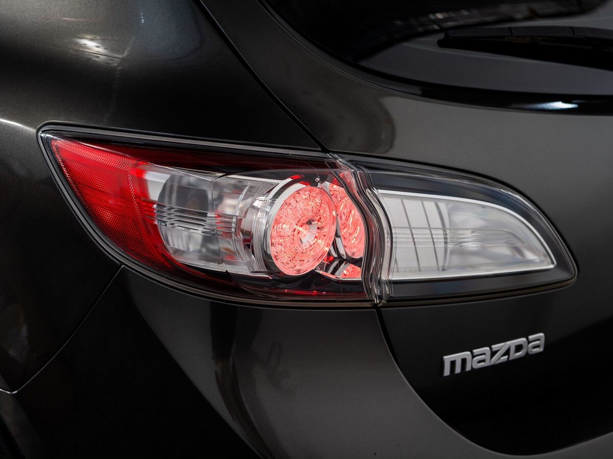 Mazda Axela 2011 - фото автомобиля