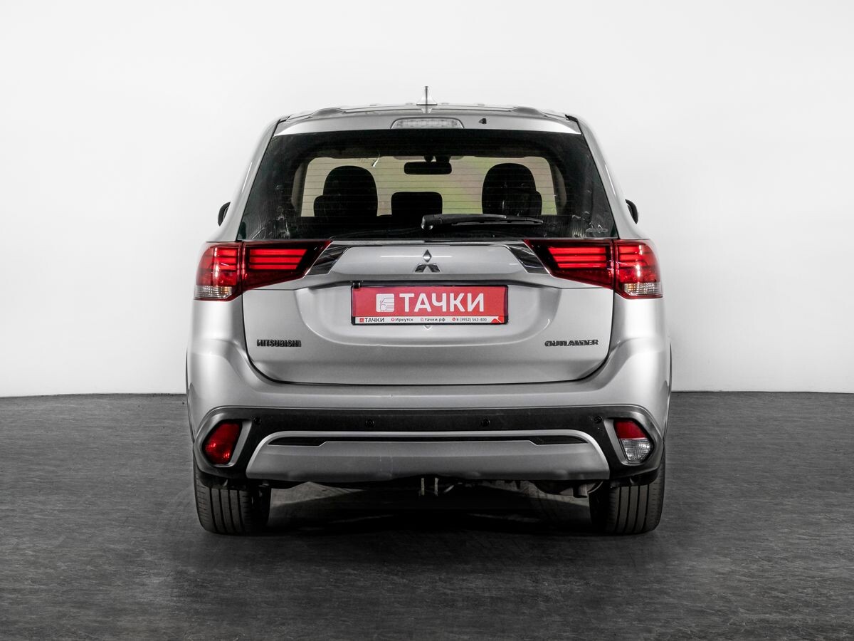 Mitsubishi Outlander 2018 - фото автомобиля