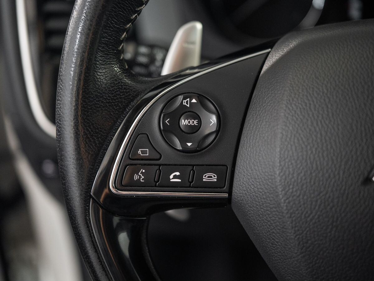 Mitsubishi Outlander 2019 - фото автомобиля