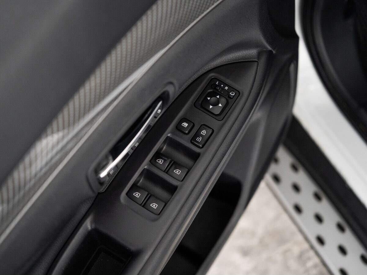 Mitsubishi Outlander 2019 - фото автомобиля