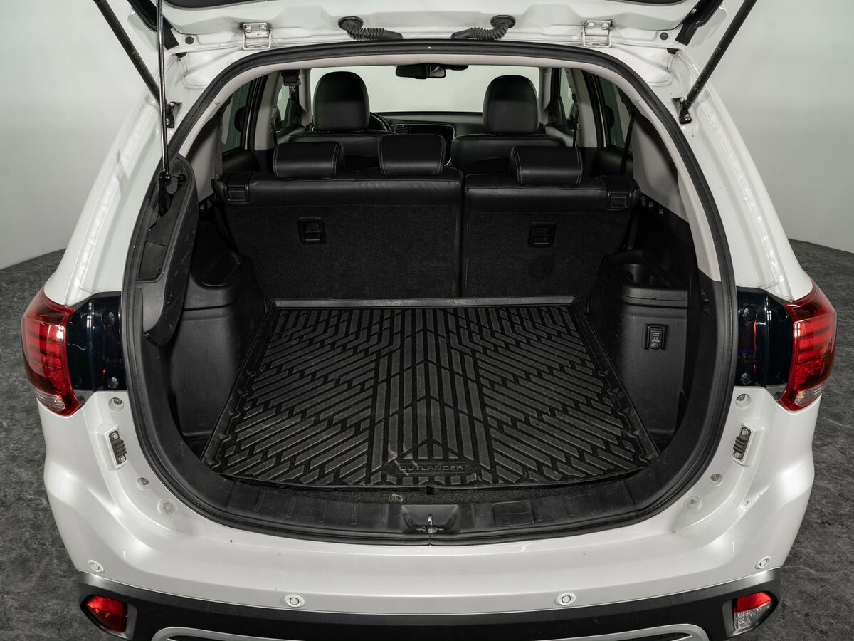 Mitsubishi Outlander 2019 - фото автомобиля