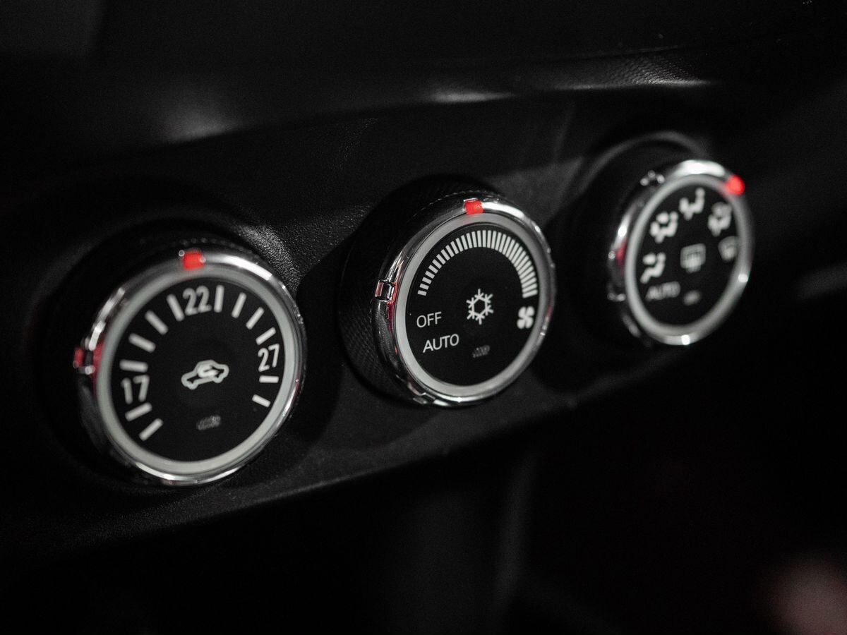 Peugeot 4007 2010 - фото автомобиля