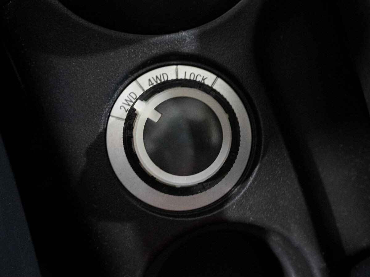 Peugeot 4007 2010 - фото автомобиля