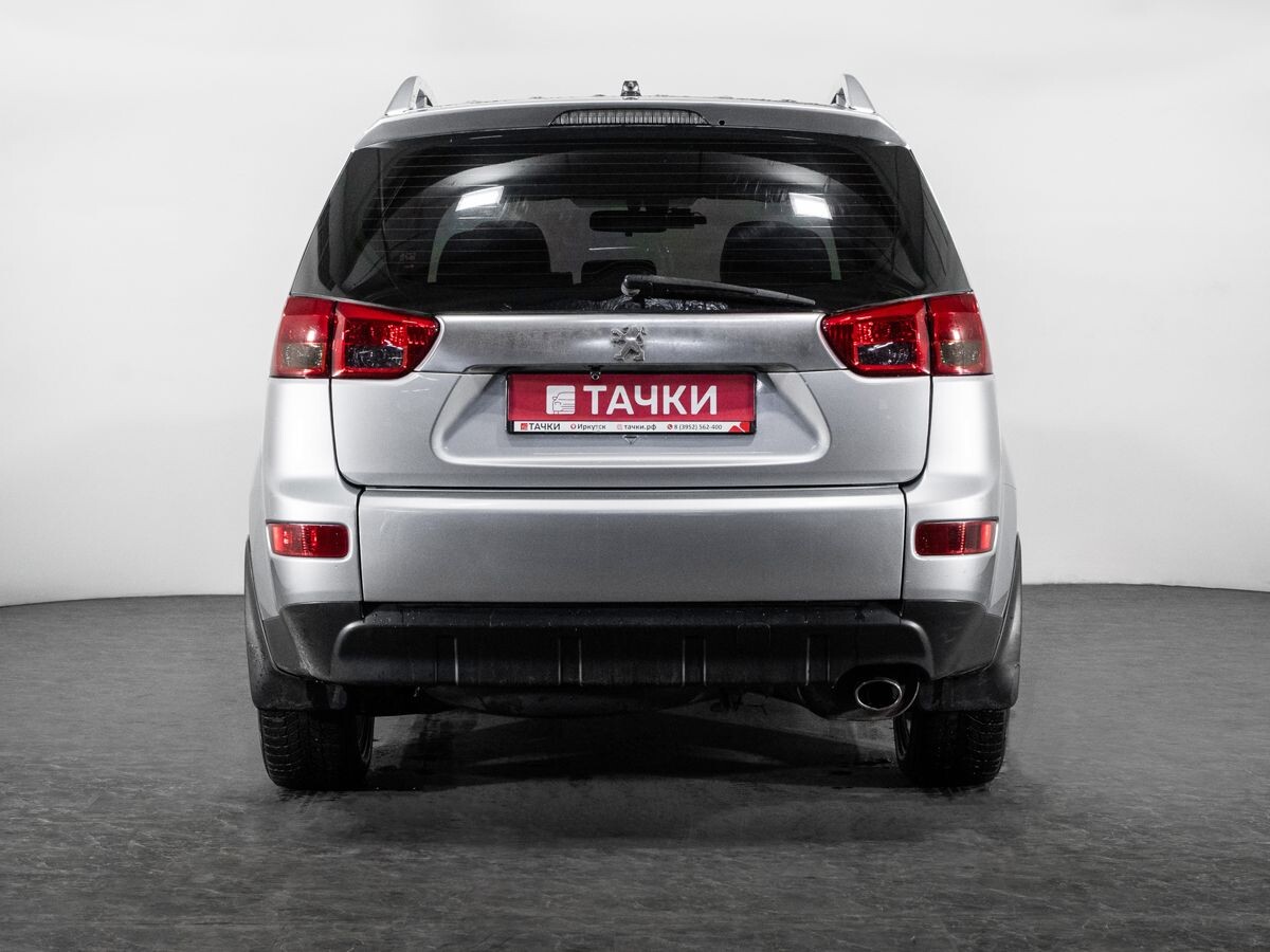 Peugeot 4007 2010 - фото автомобиля