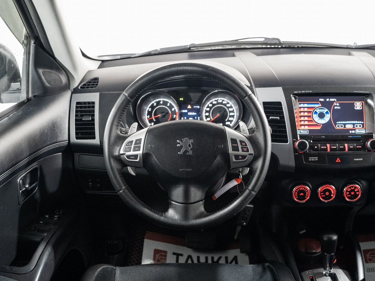 Peugeot 4007 2010 - фото автомобиля