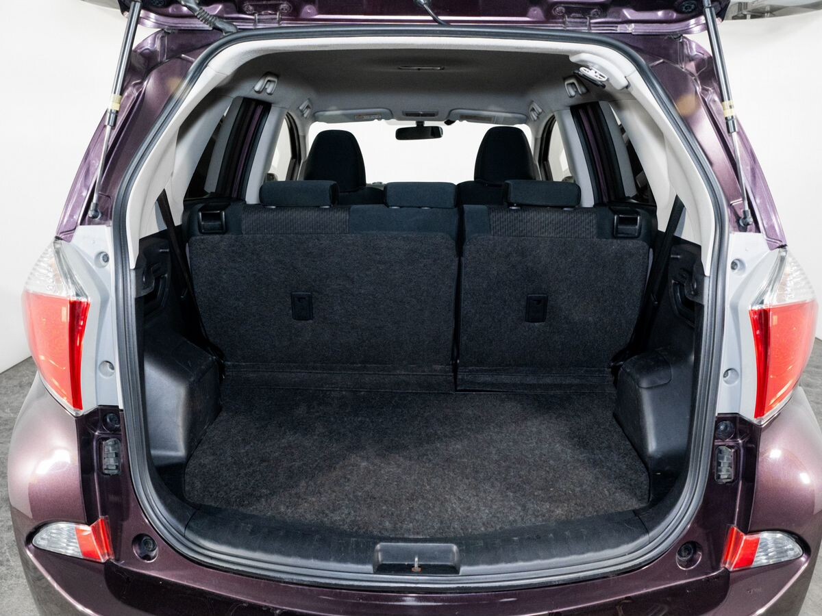 Toyota Ractis 2014 - фото автомобиля