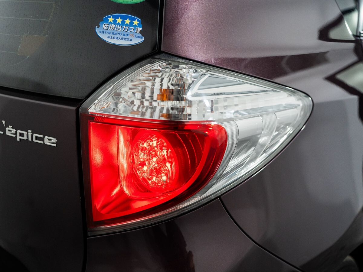 Toyota Ractis 2014 - фото автомобиля