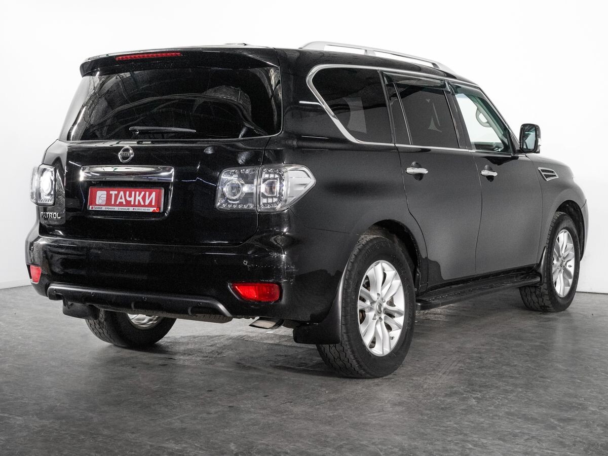 Nissan Patrol 2012 - фото автомобиля