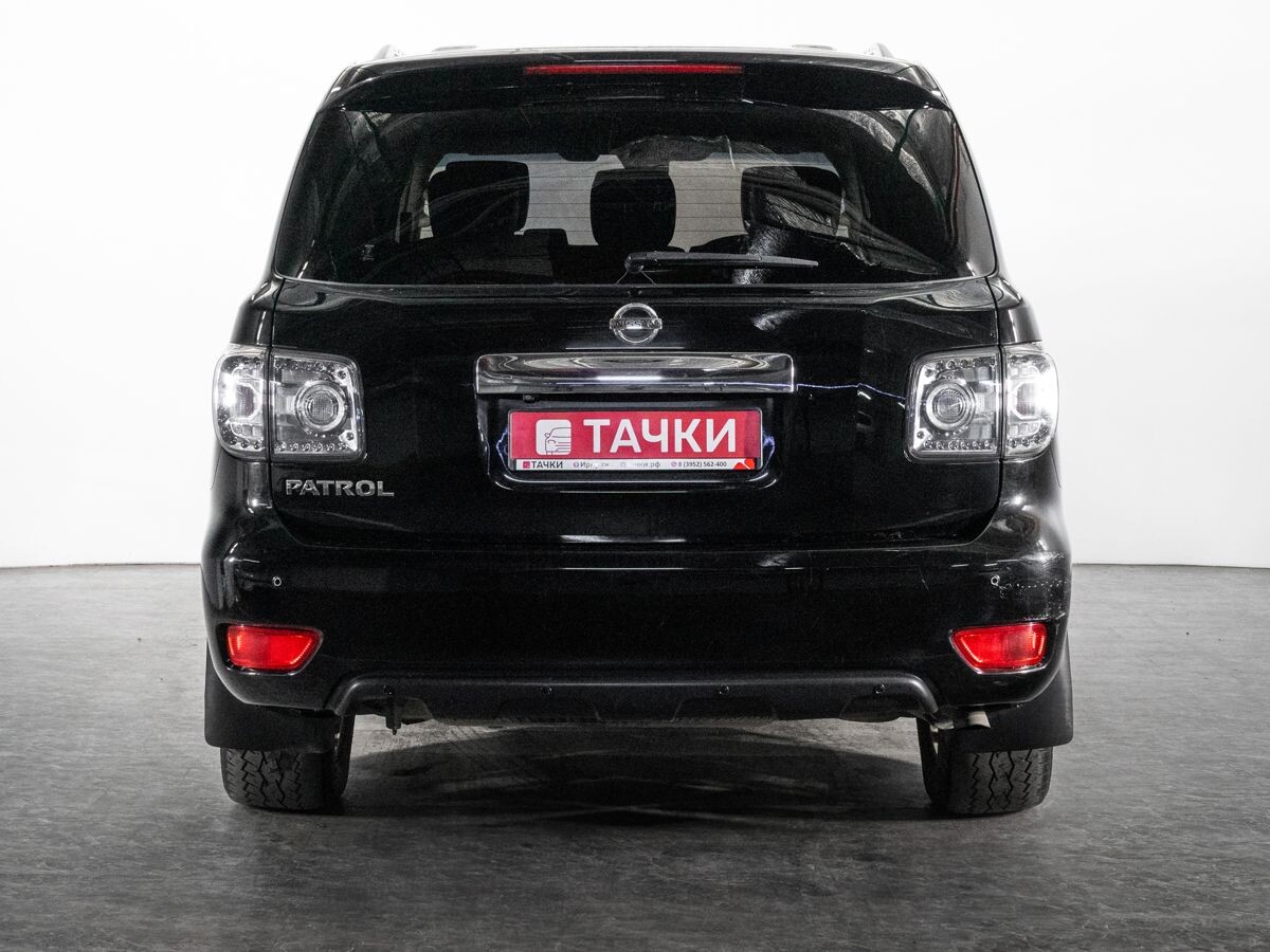 Nissan Patrol 2012 - фото автомобиля