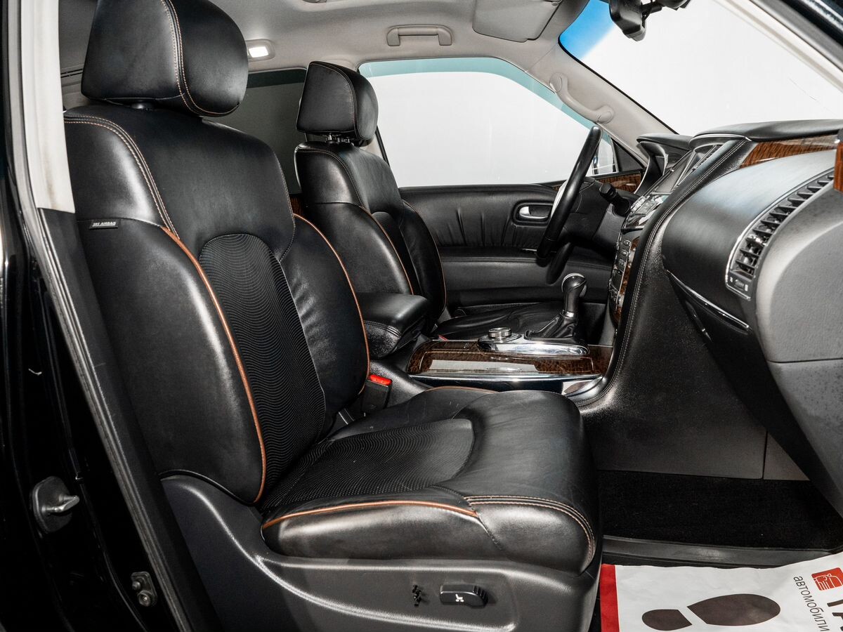 Nissan Patrol 2012 - фото автомобиля