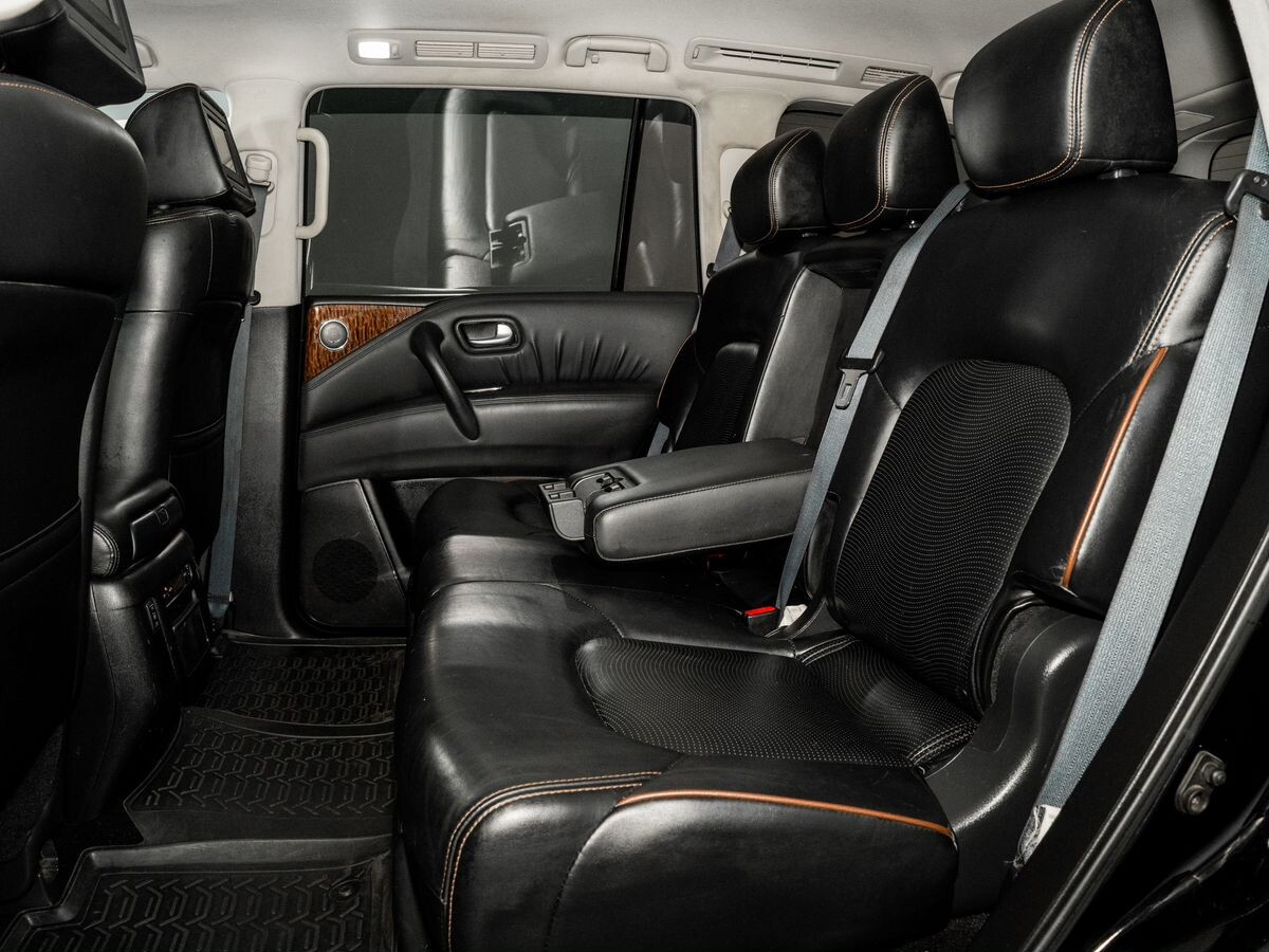 Nissan Patrol 2012 - фото автомобиля