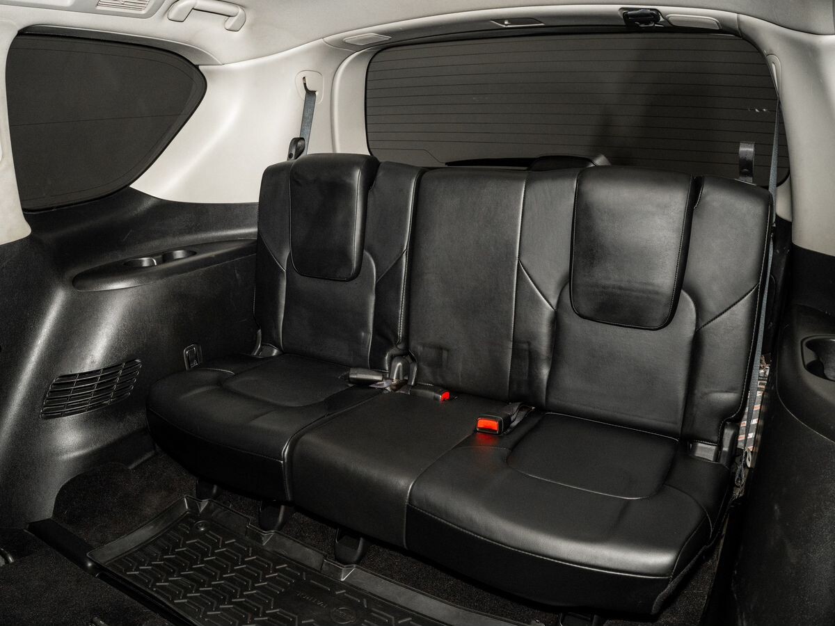 Nissan Patrol 2012 - фото автомобиля