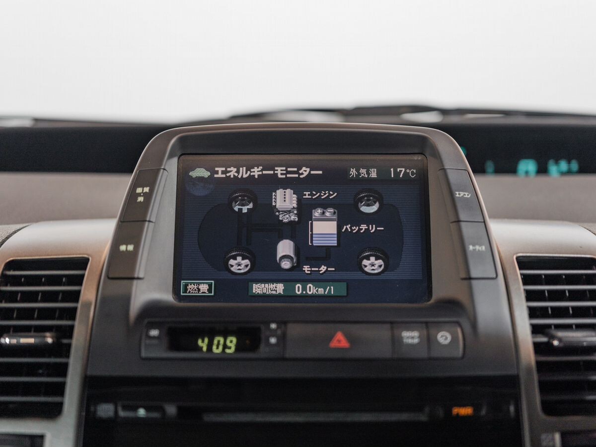 Toyota Prius 2010 - фото автомобиля