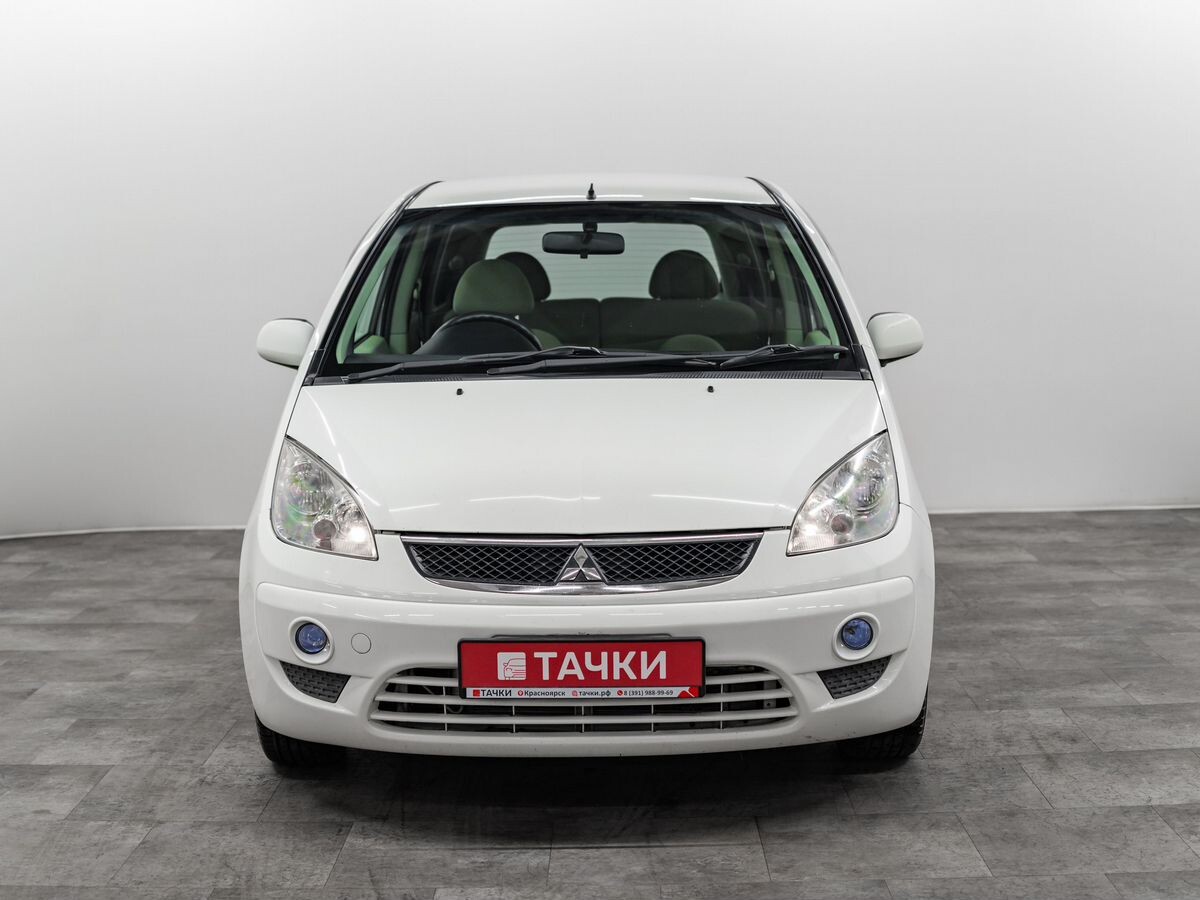 Mitsubishi Colt 2010 - фото автомобиля