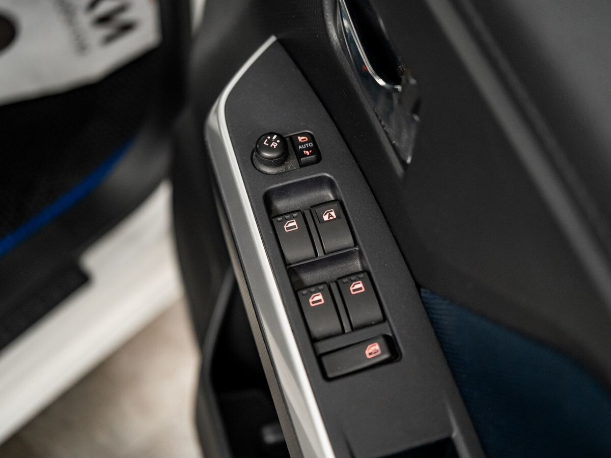 Subaru Justy 2021 - фото автомобиля