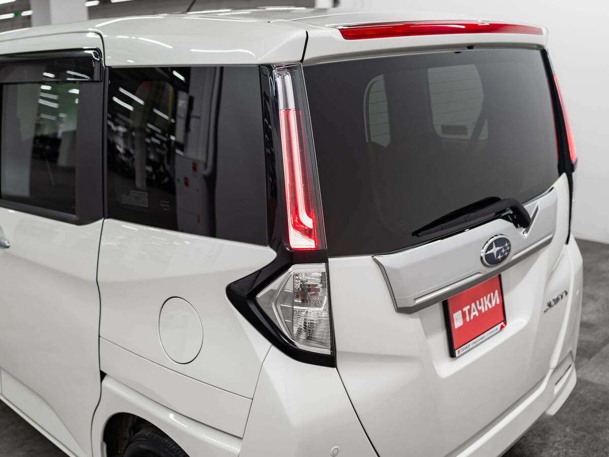 Subaru Justy 2021 - фото автомобиля
