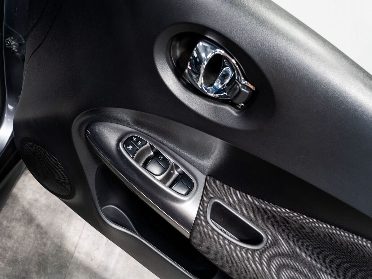 Nissan Juke 2019 - фото автомобиля