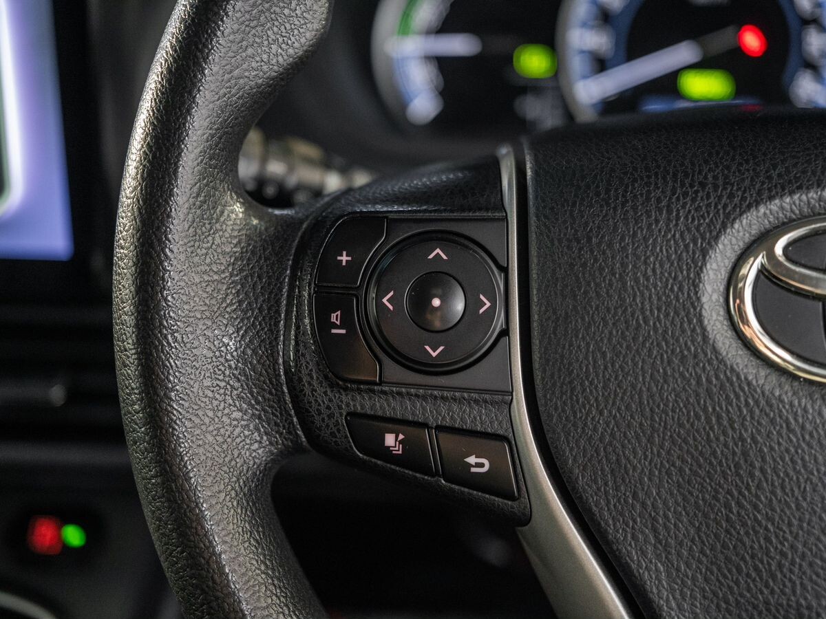 Toyota Noah 2014 - фото автомобиля