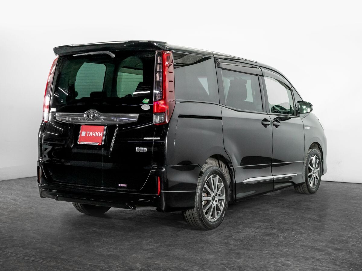 Toyota Noah 2014 - фото автомобиля