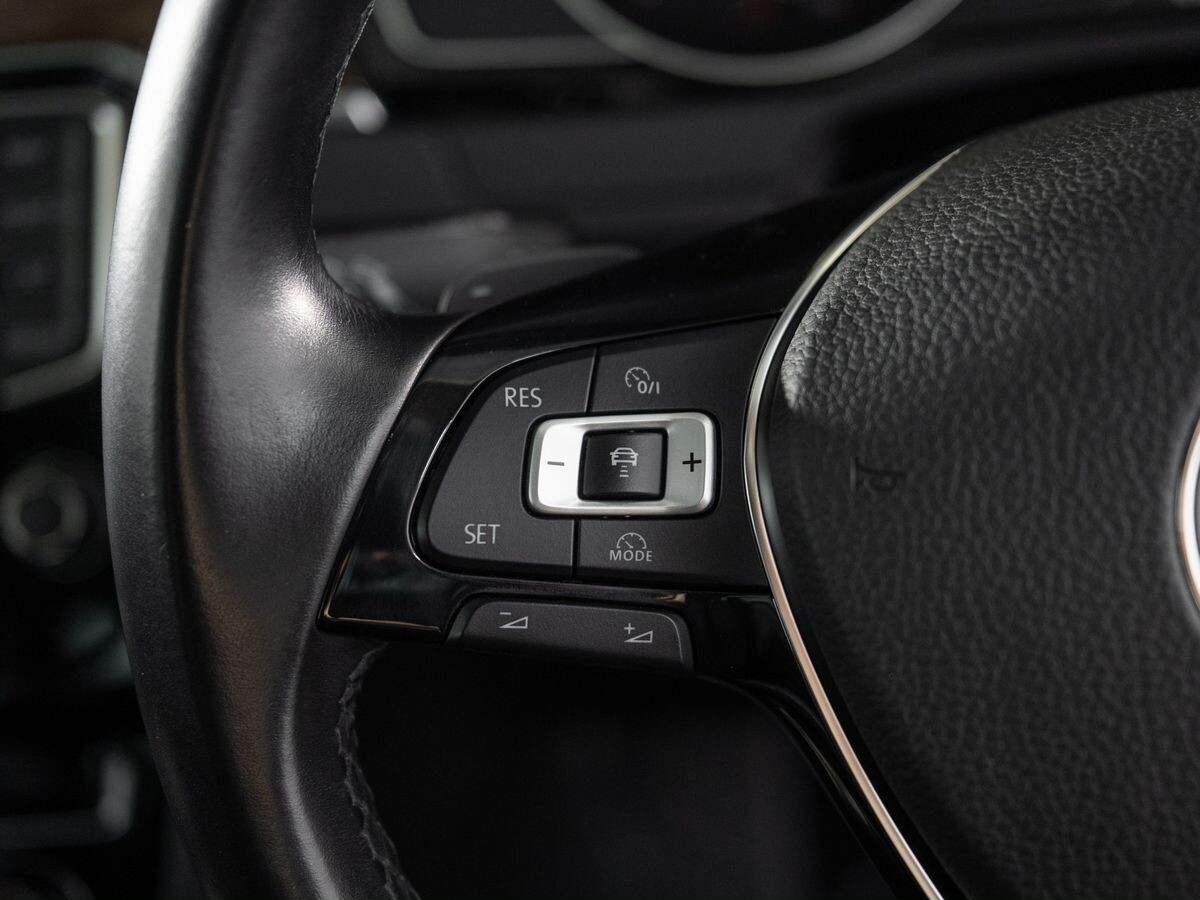Volkswagen Passat 2015 - фото автомобиля