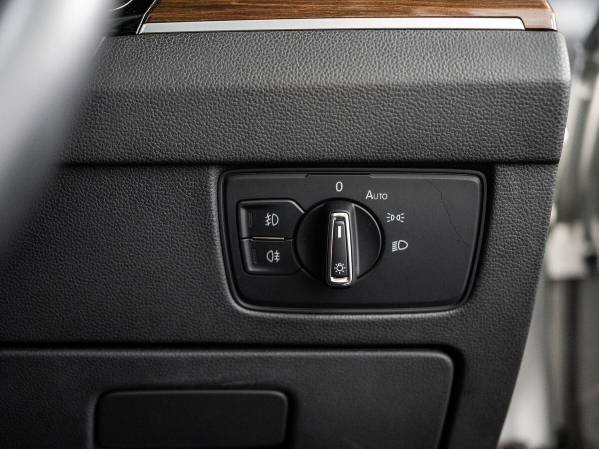 Volkswagen Passat 2015 - фото автомобиля