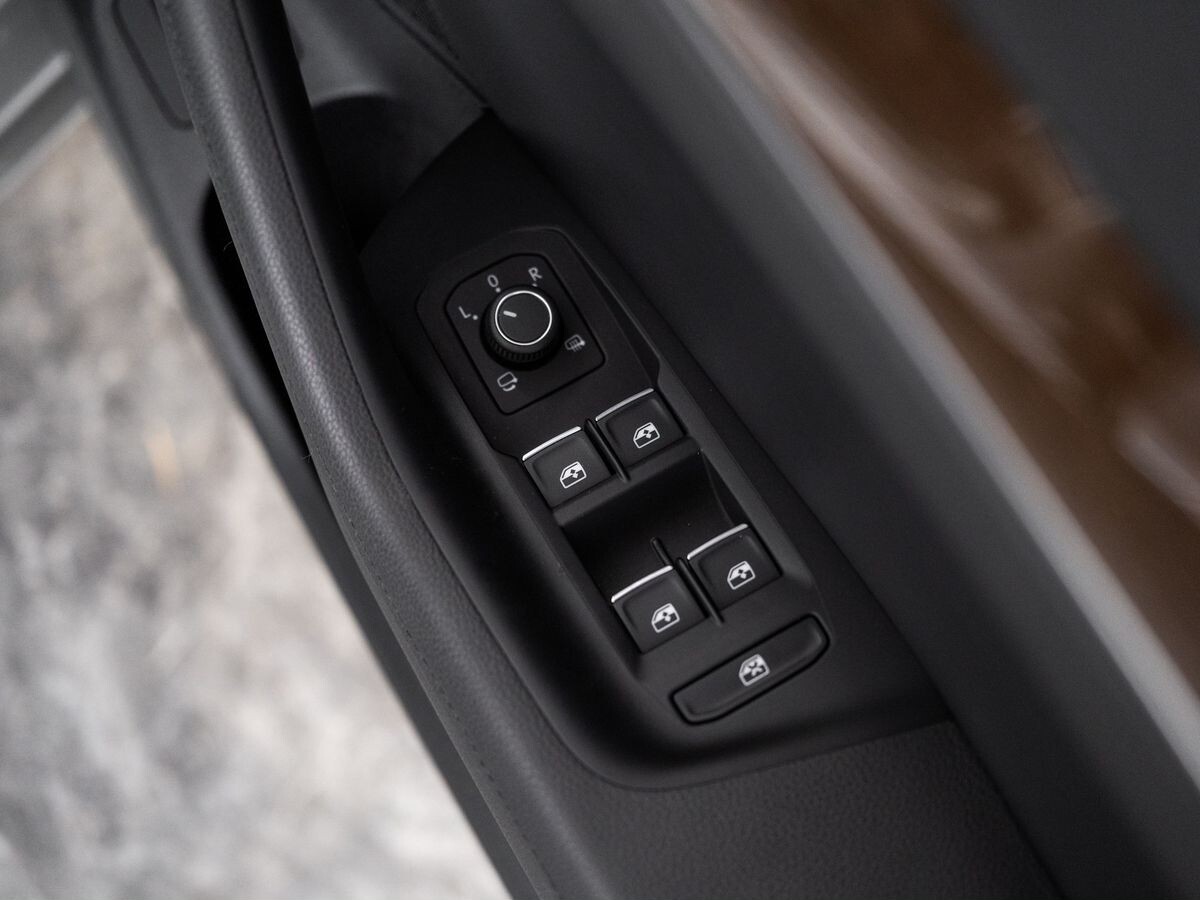 Volkswagen Passat 2015 - фото автомобиля
