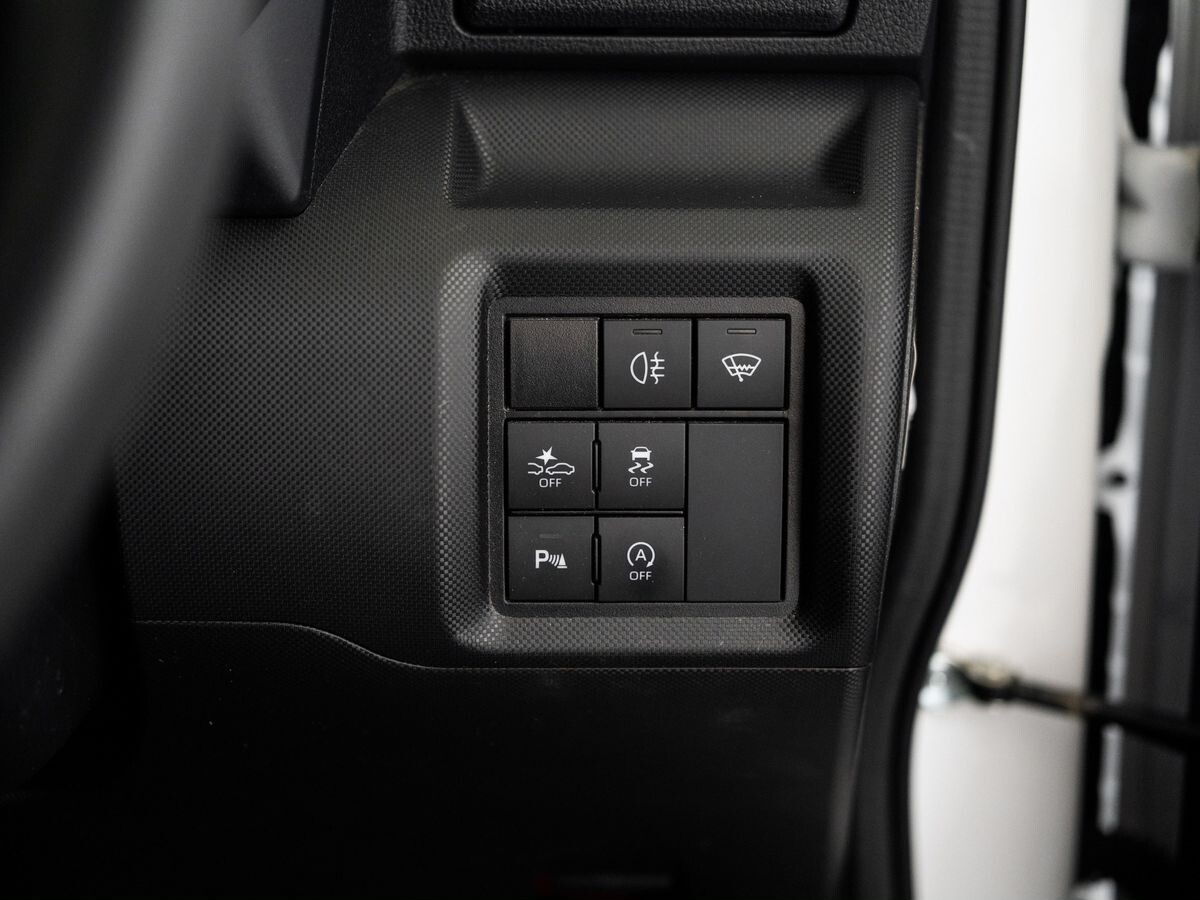 Toyota Raize 2020 - фото автомобиля