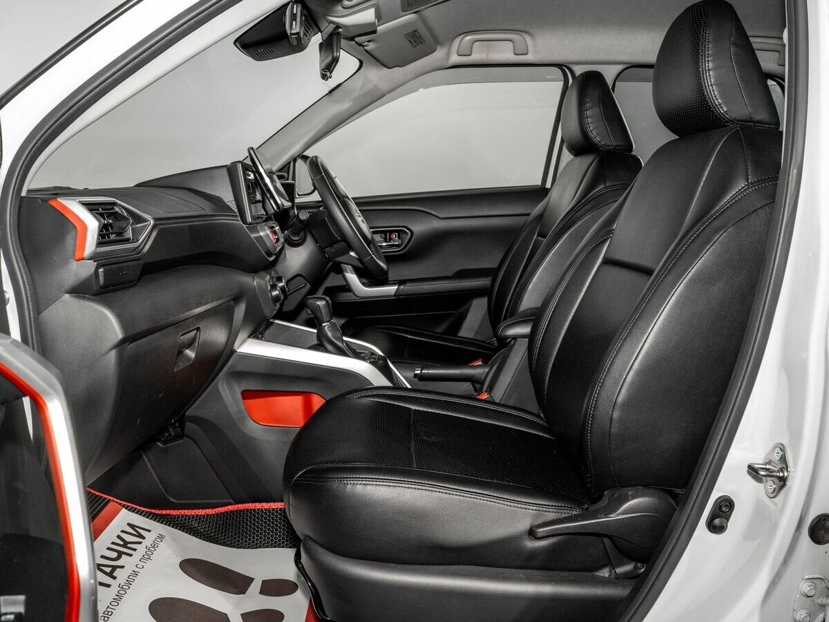 Toyota Raize 2020 - фото автомобиля