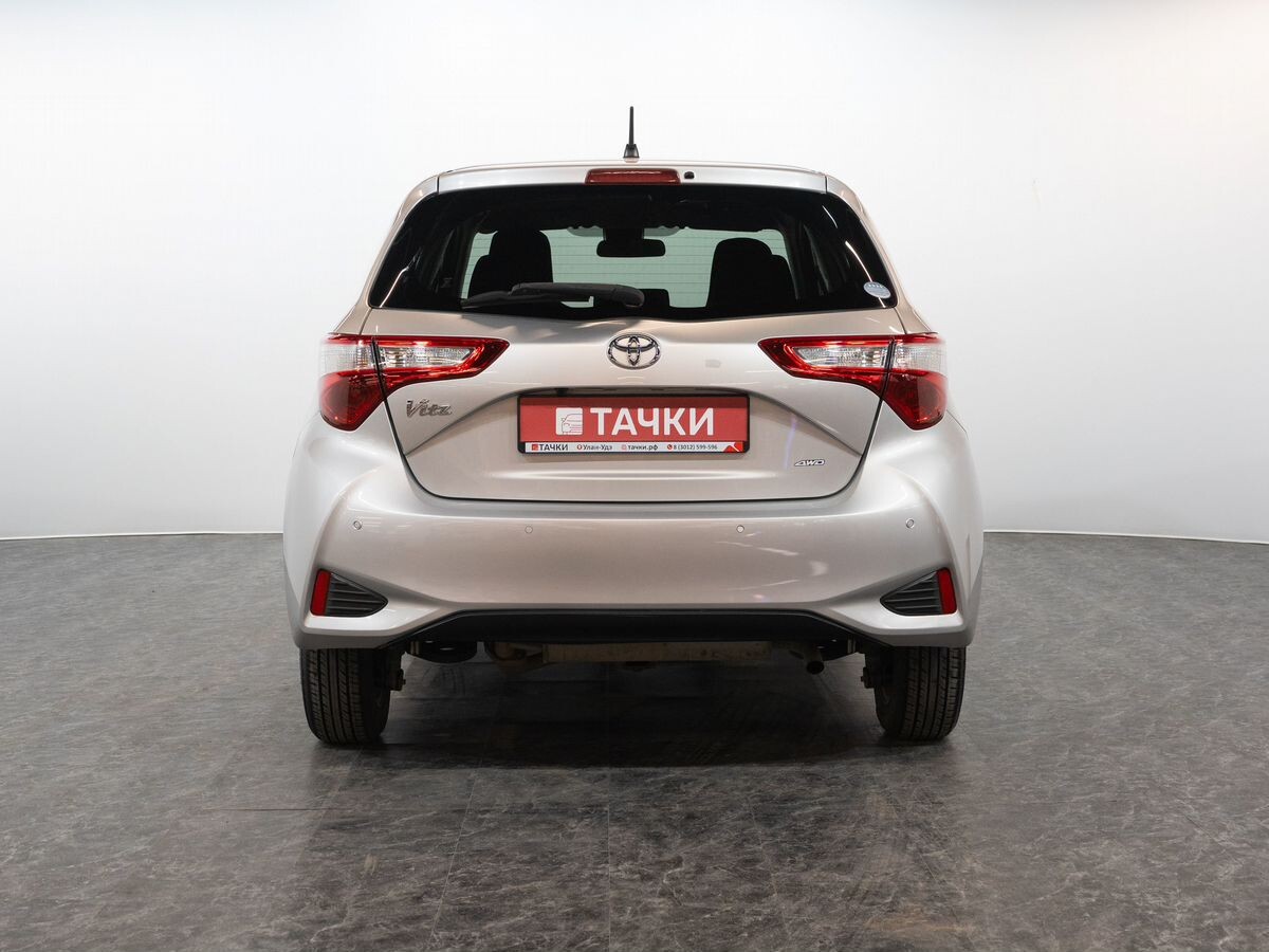 Toyota Vitz 2019 - фото автомобиля