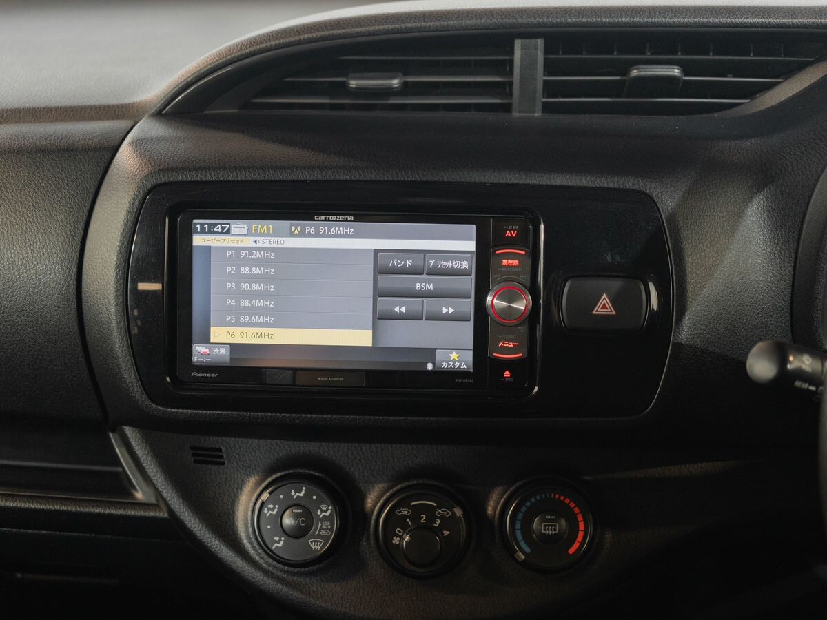 Toyota Vitz 2019 - фото автомобиля