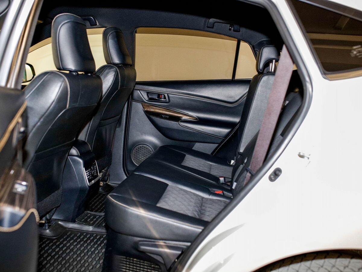 Toyota Harrier 2016 - фото автомобиля