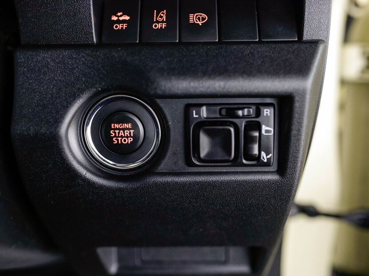 Suzuki Jimny Sierra 2021 - фото автомобиля
