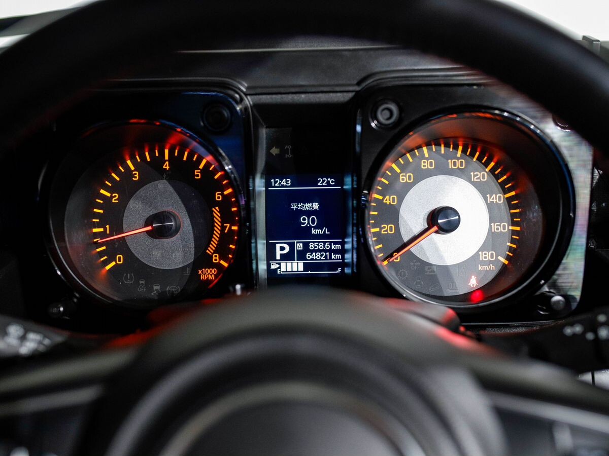 Suzuki Jimny Sierra 2021 - фото автомобиля