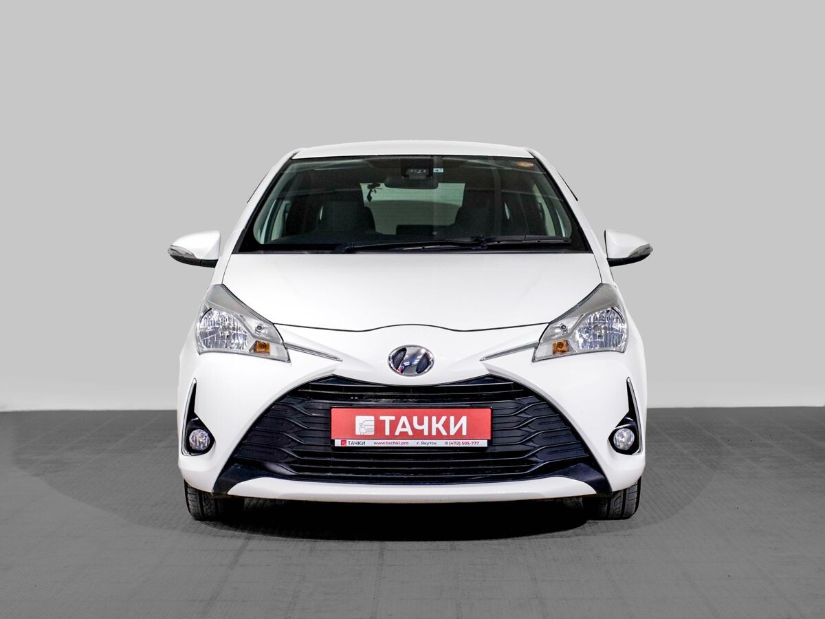 Toyota Vitz 2018 - фото автомобиля