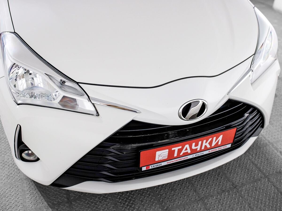 Toyota Vitz 2018 - фото автомобиля