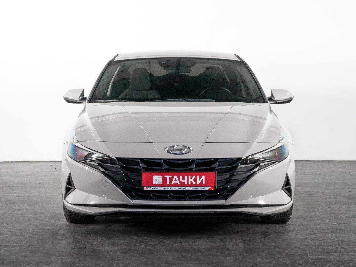 Hyundai Elantra 2021 - фото автомобиля