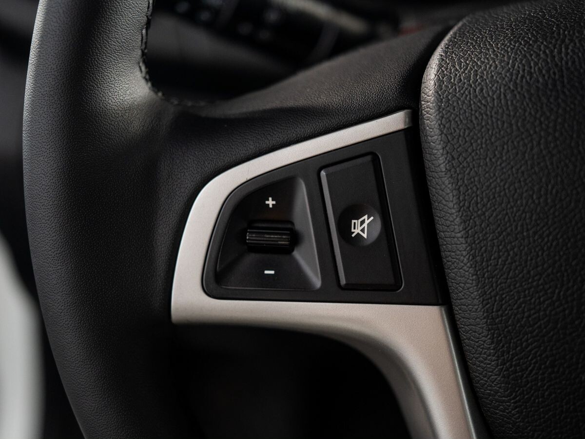 Hyundai Solaris 2014 - фото автомобиля