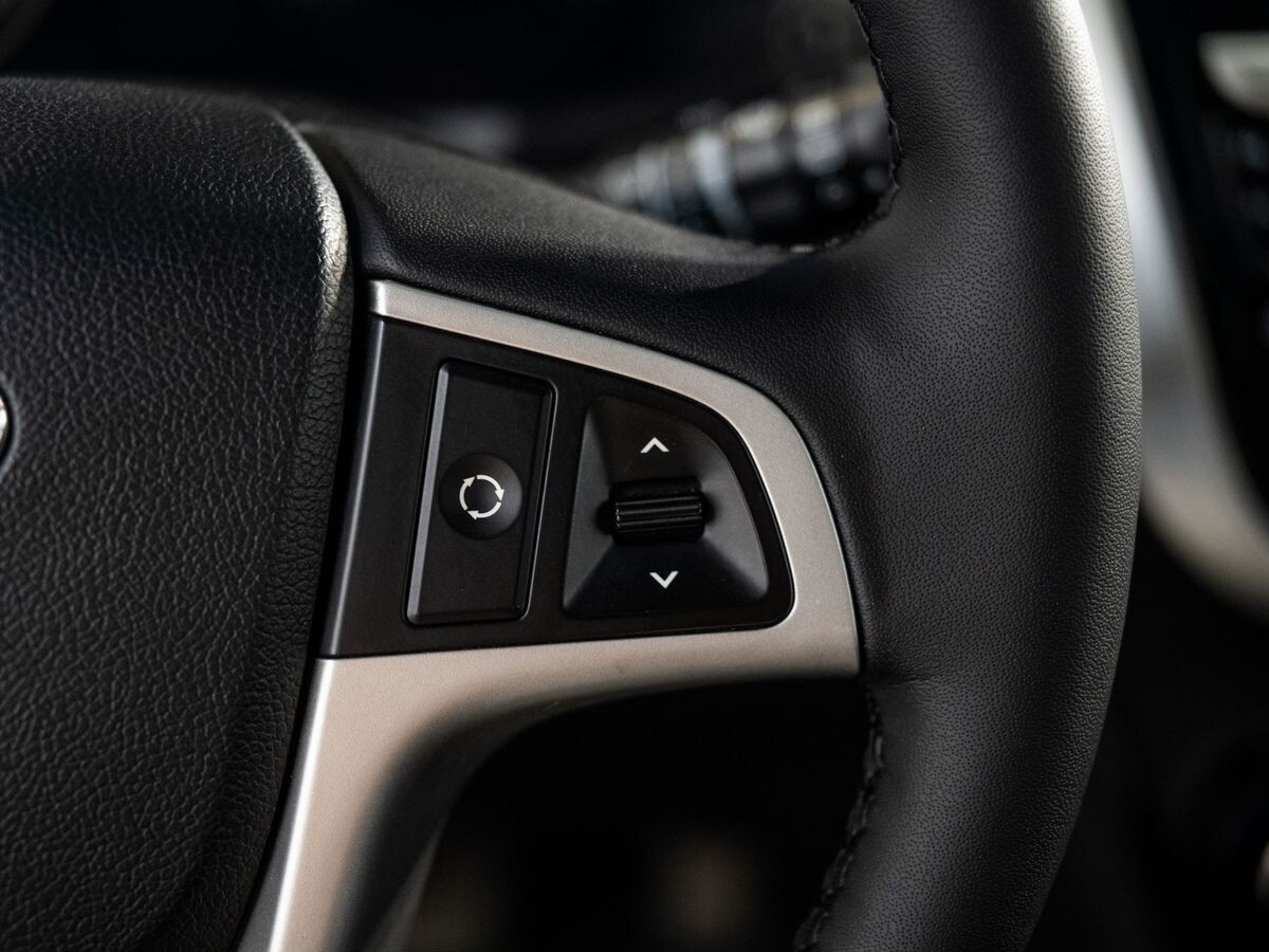Hyundai Solaris 2014 - фото автомобиля