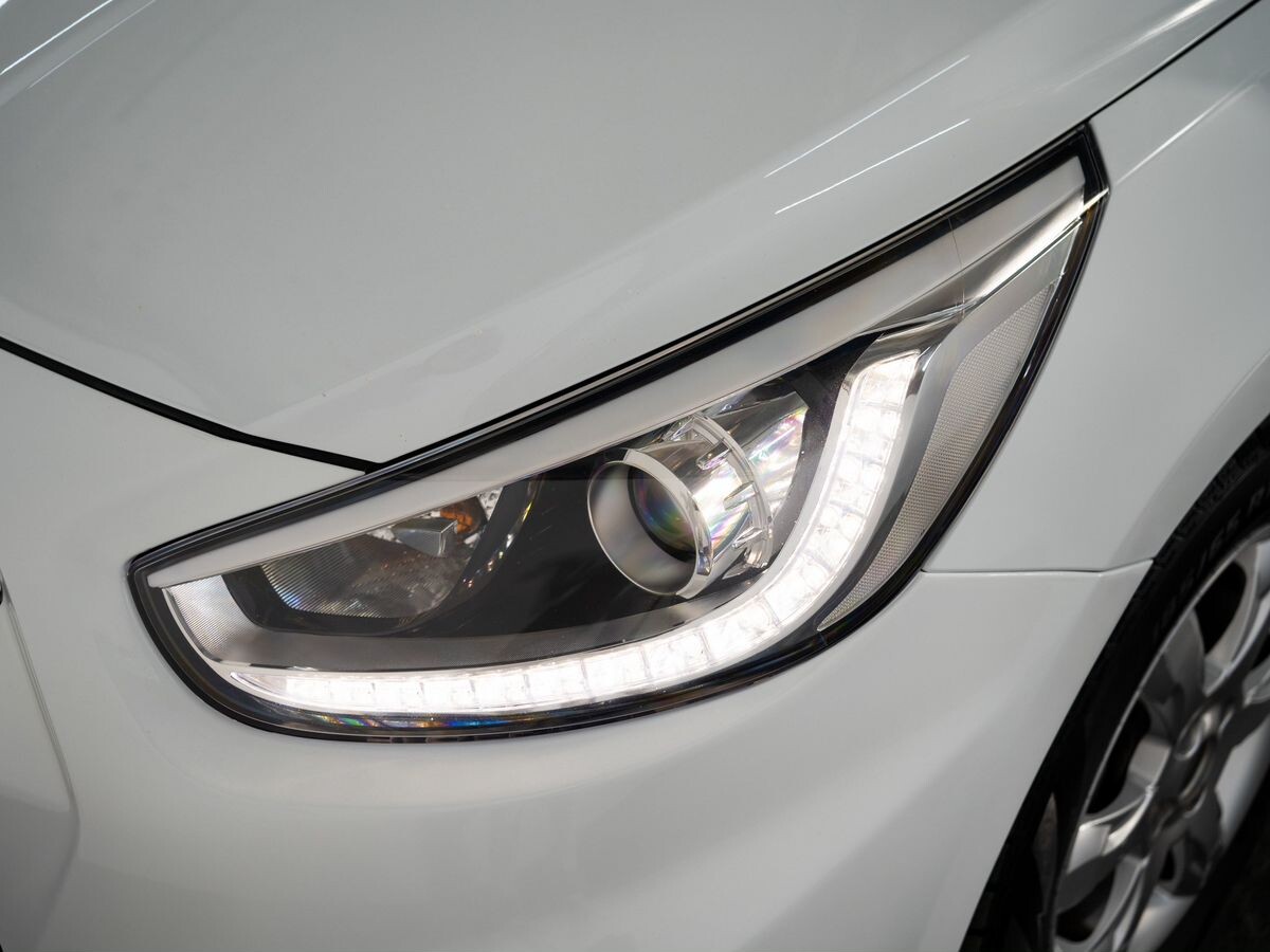 Hyundai Solaris 2014 - фото автомобиля