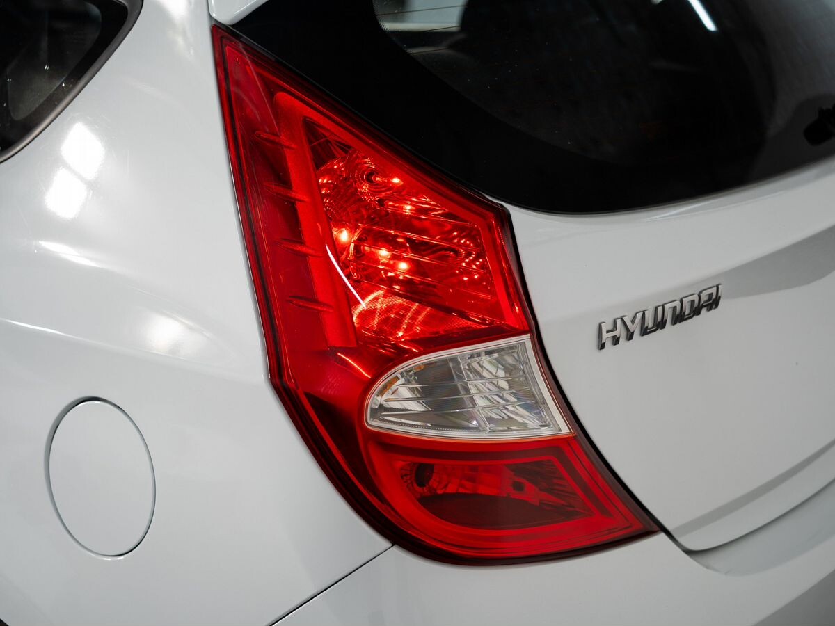 Hyundai Solaris 2014 - фото автомобиля