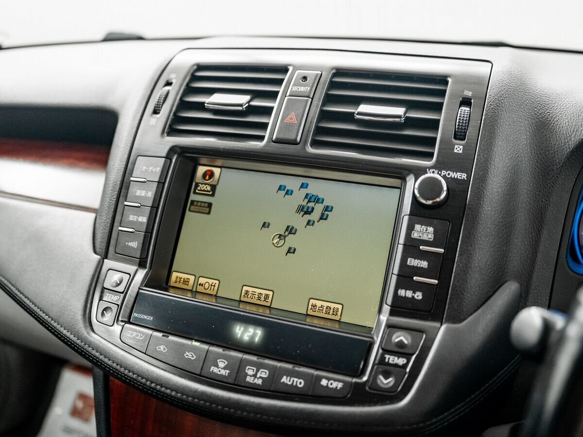 Toyota Crown 2009 - фото автомобиля