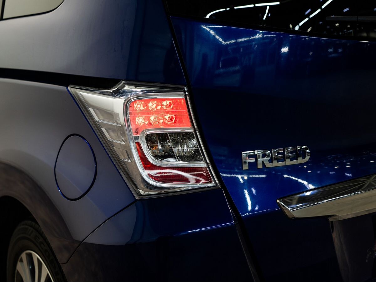 Honda Freed 2014 - фото автомобиля