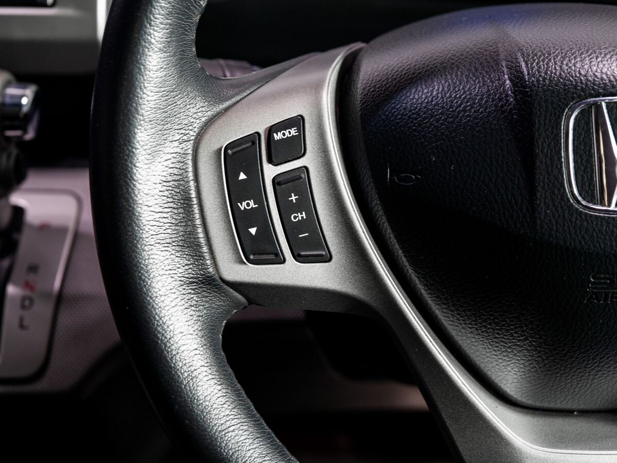 Honda Freed 2014 - фото автомобиля