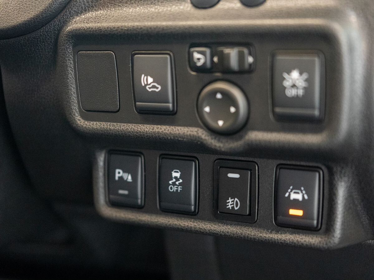 Nissan Note 2019 - фото автомобиля