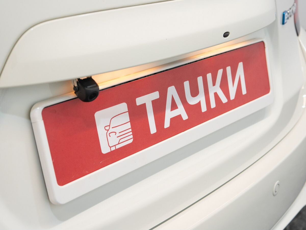 Nissan Note 2019 - фото автомобиля