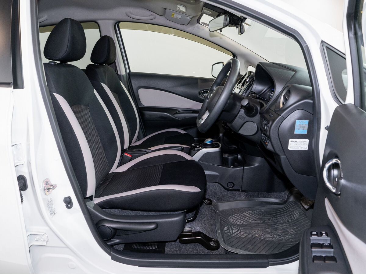 Nissan Note 2019 - фото автомобиля