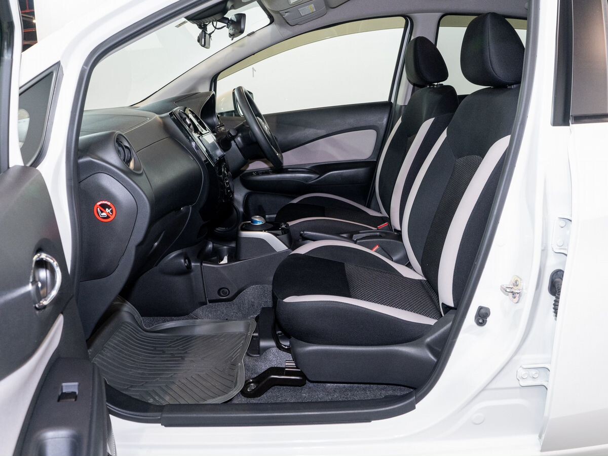 Nissan Note 2019 - фото автомобиля