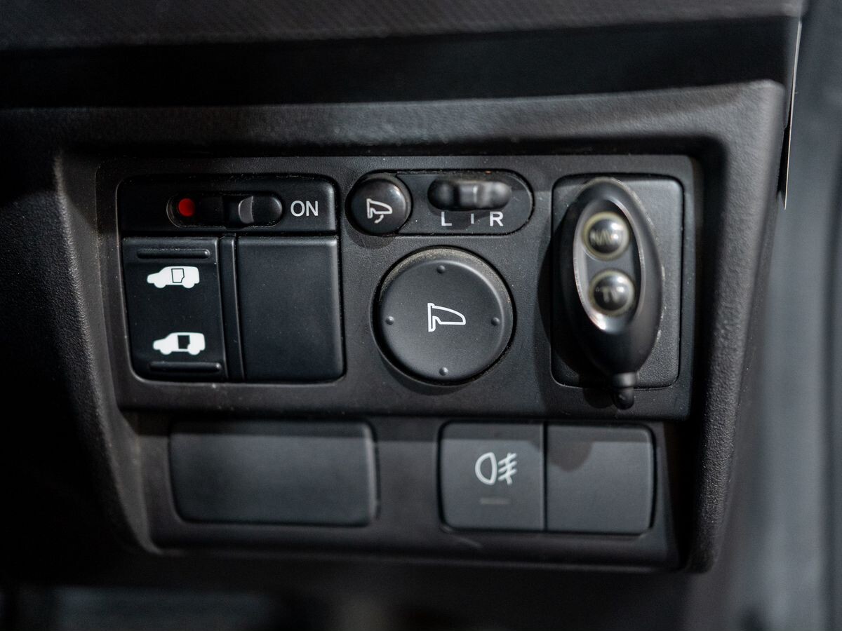 Honda Freed 2008 - фото автомобиля