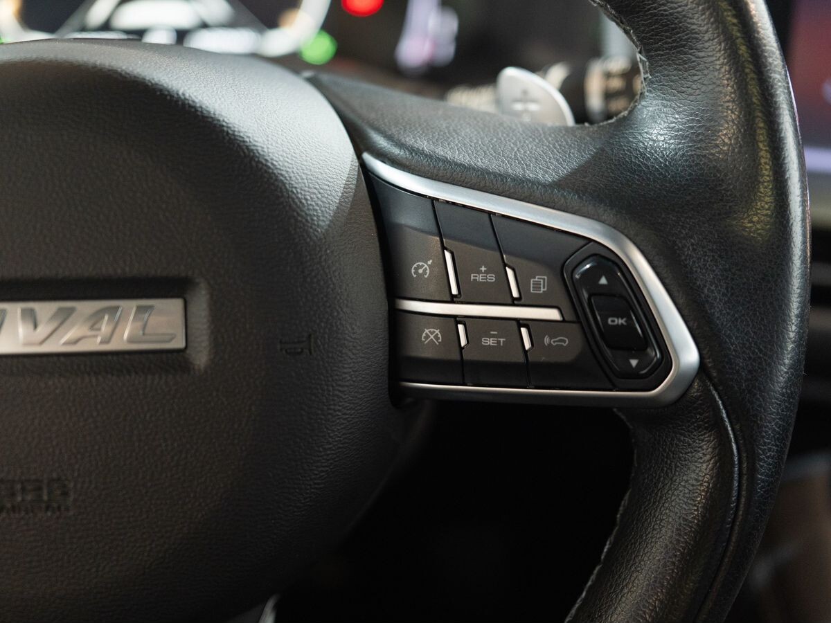 Haval F7 2021 - фото автомобиля