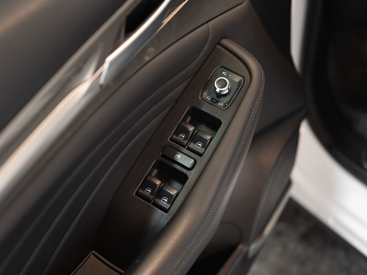 Haval F7 2021 - фото автомобиля
